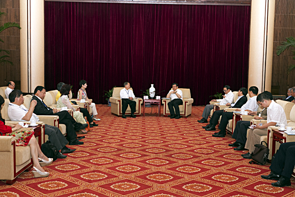 7��17�գ�ꐵ�㑕��L�ھ���Ҋ�����f�����I���_����������������L�F��