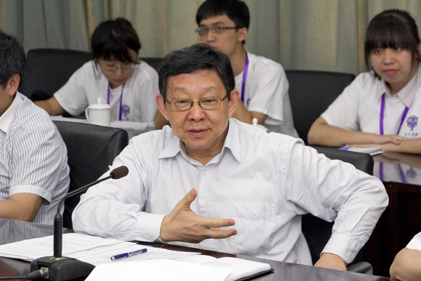 ���f�����Lꐵ���ڱ�����Ҋ��ǰ���������ӵ��Čá����A-��ɰ��I����Ӌ�����ăɰ���W��